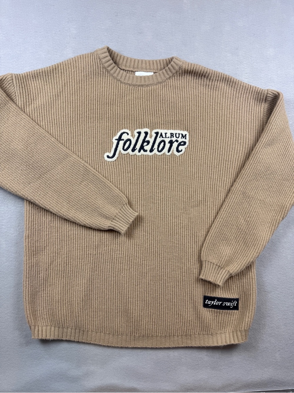 Taylor Swift Folklore Album Sweater Official Patch Women’s XL Tan Oversized